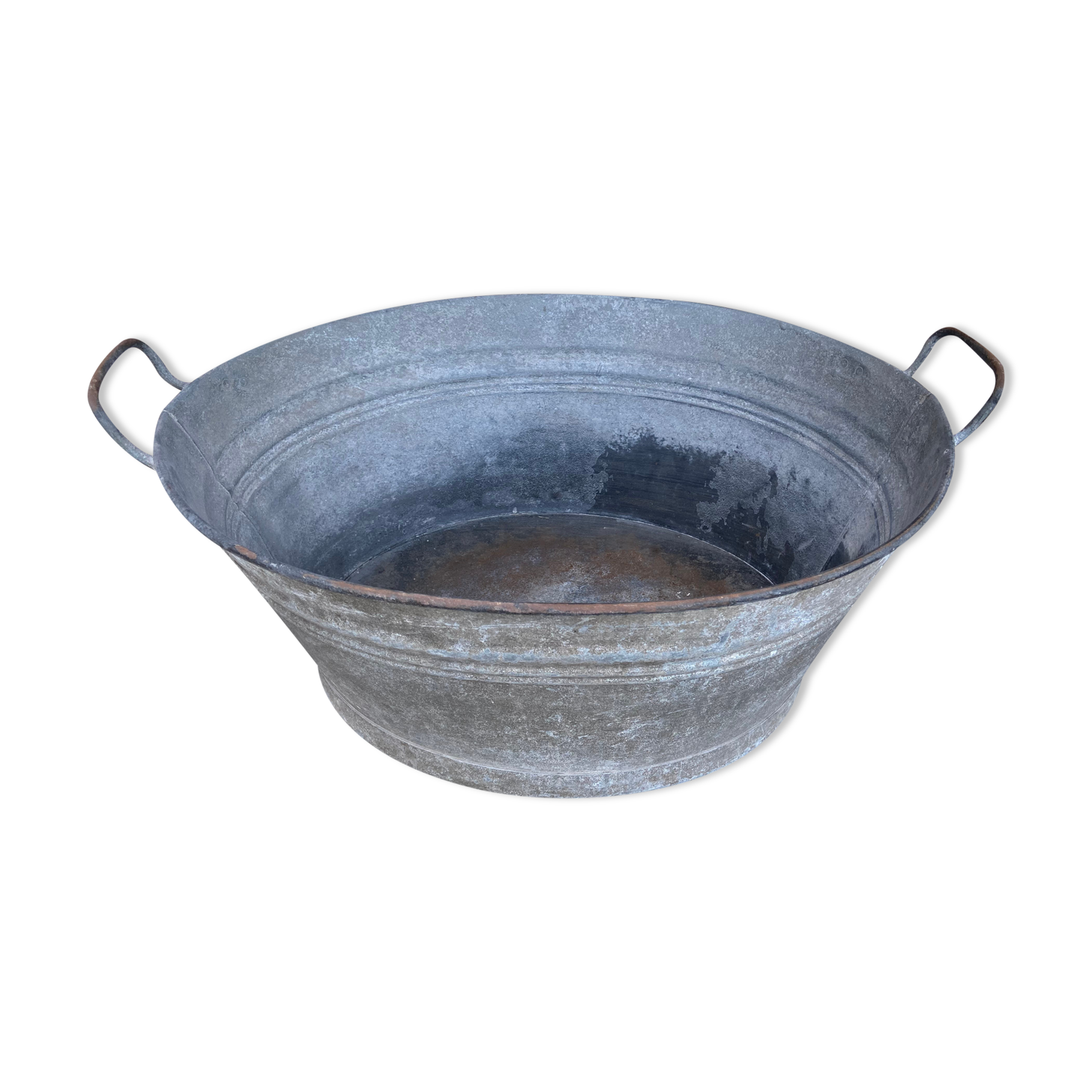 Vintage zinc galvanized basin