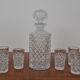 Ensemble de six verres et carafes du milieu du siècle, cristal de Bohême, années 1950