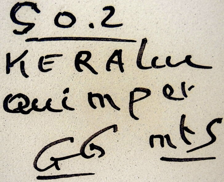 Covered sandstone pot, model G6, Kéraluc à Quimper