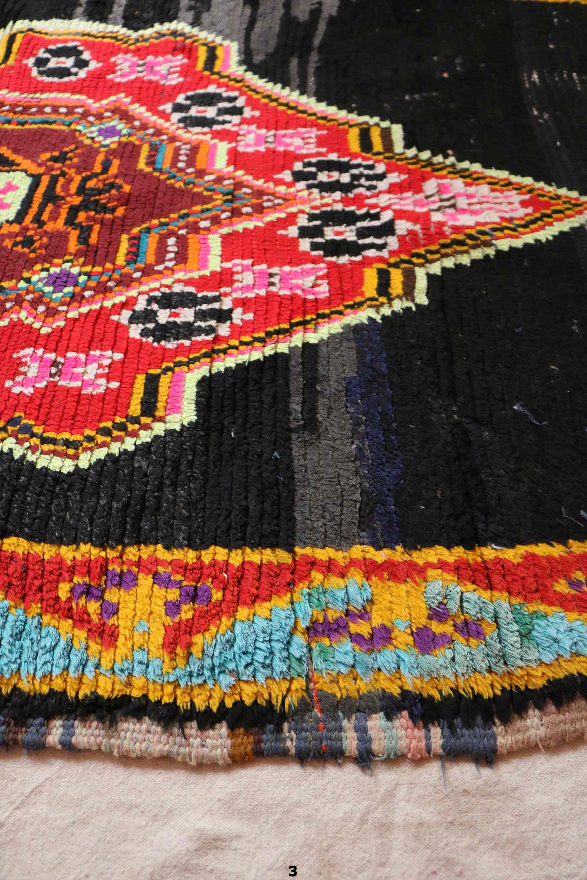 Moroccan carpet - 98 x 243 cm