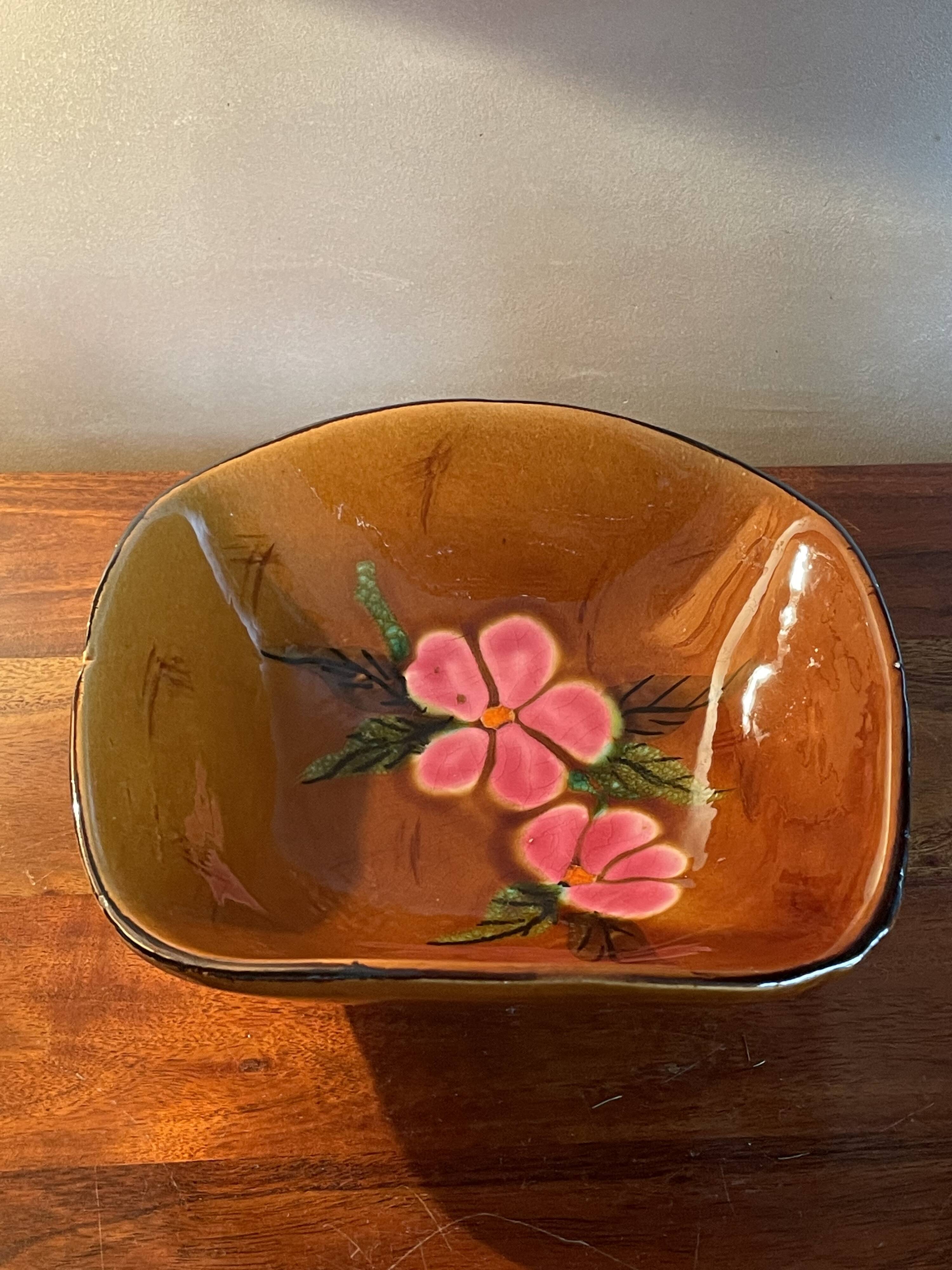 Poet Laval flat flower salad bowl