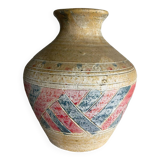 Vase ethnique coloré