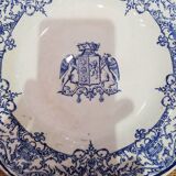 Rare gien earthenware plate couronne armoireries 19th century