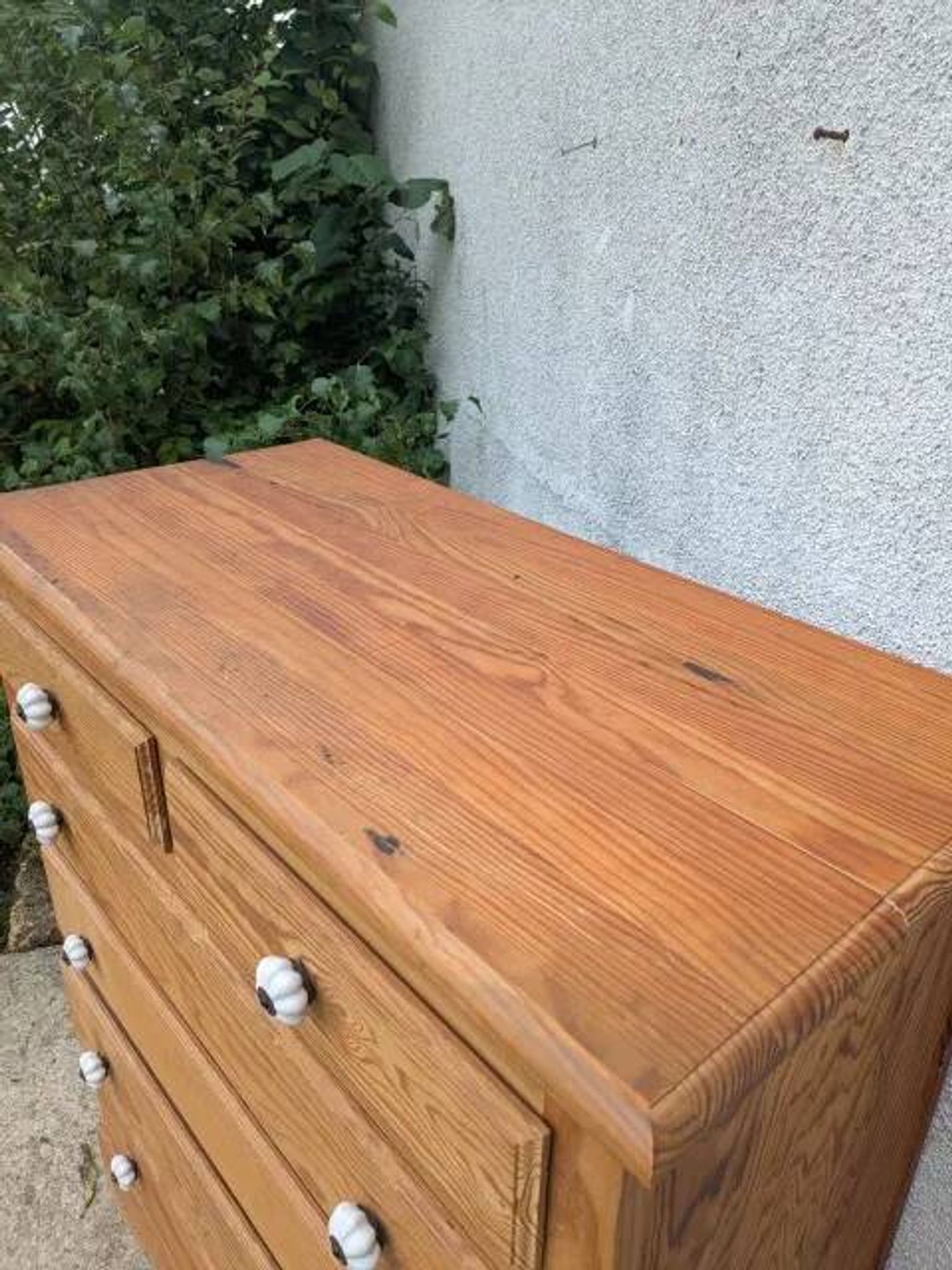 Commode anglaise poignées blanches