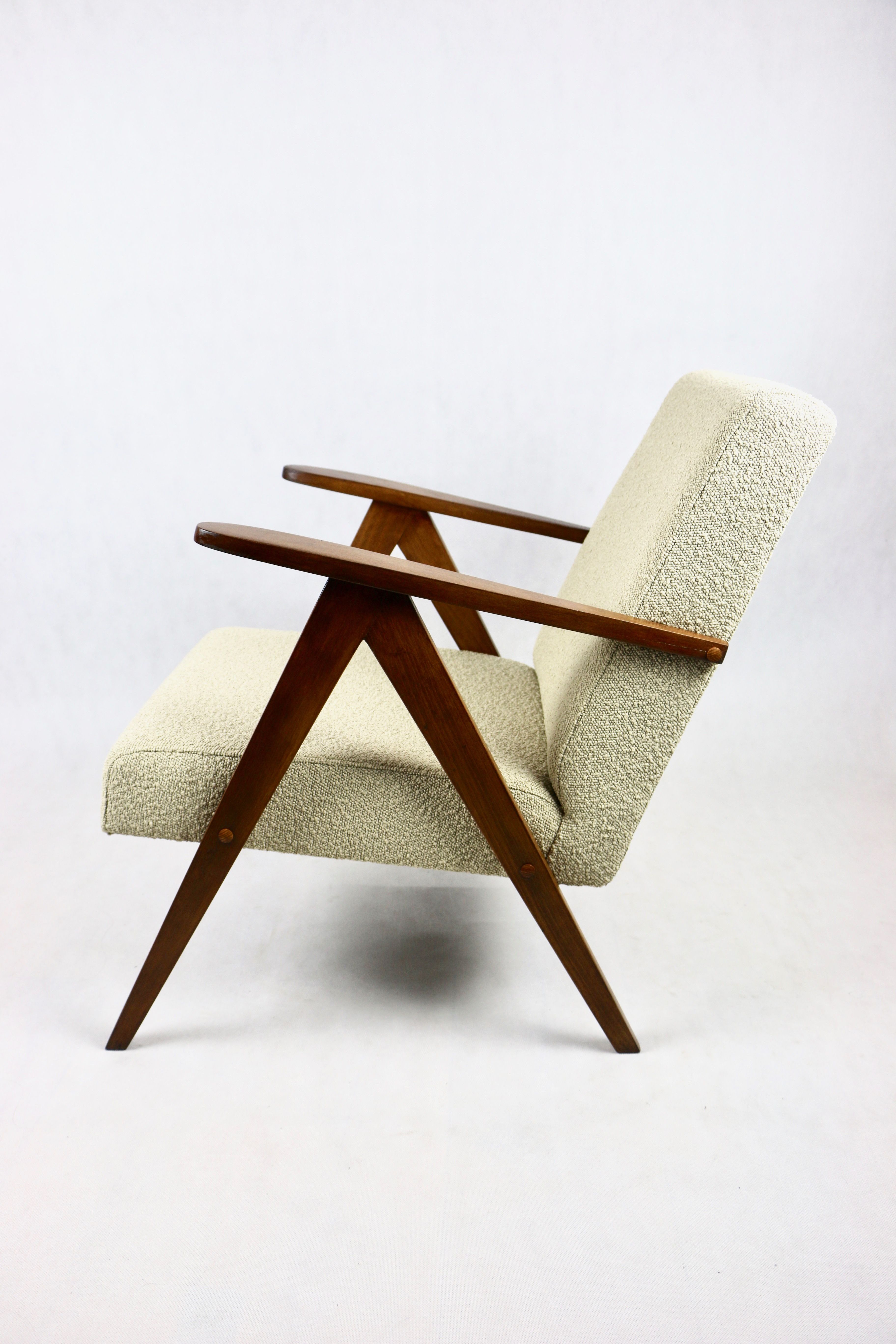 Vintage Beige Boucle and Rosewood Model like B-310 Lounge Chair, 1970s