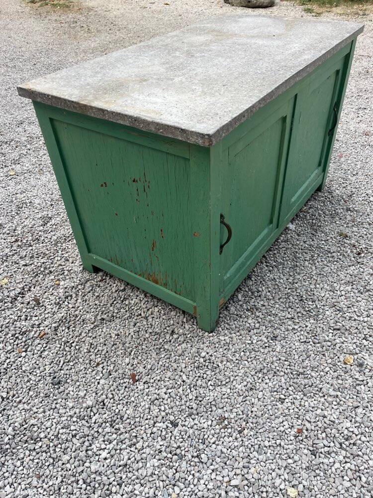 Buffet vintage avec plateau en ciment