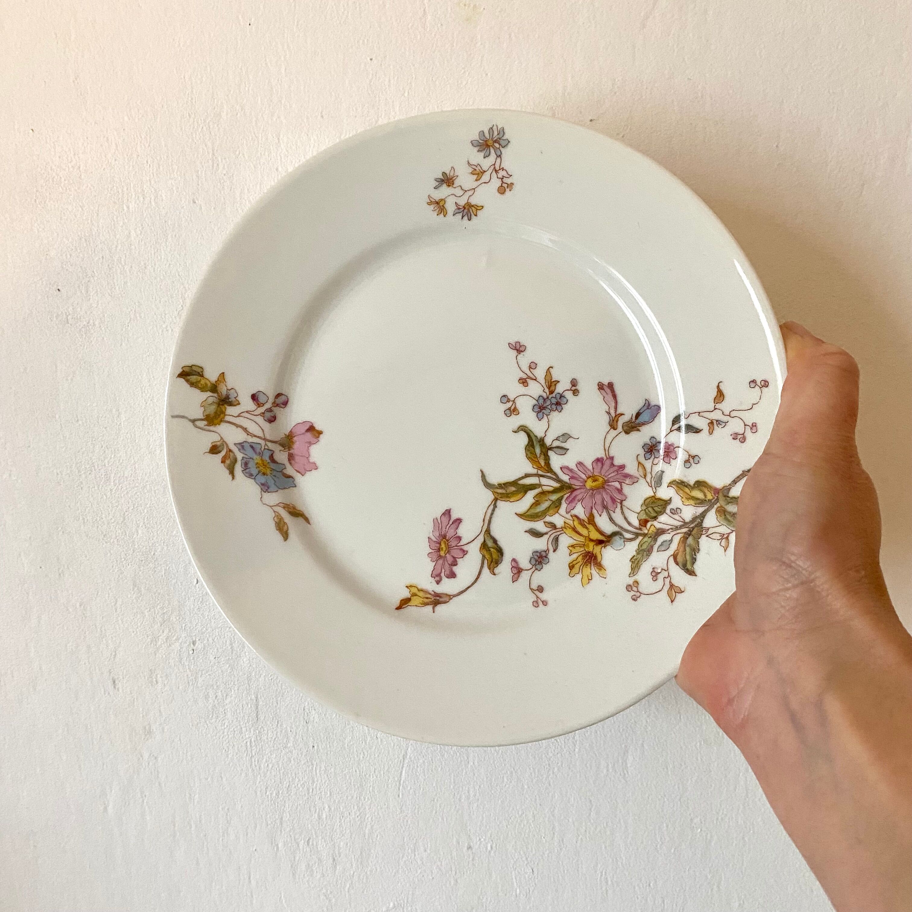 Floral porcelain dessert plates x14