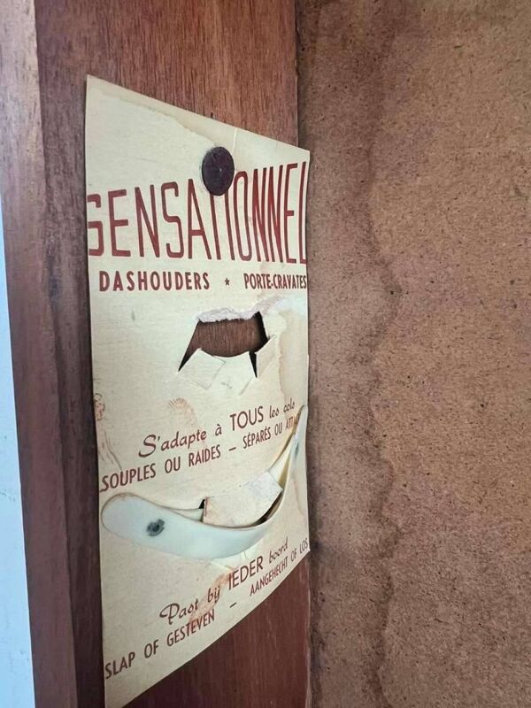 Armoire murale vintage / mini vitrine / armoire murale : verre & bois