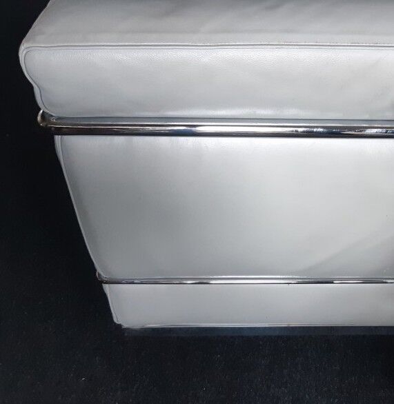 LC2 sofa by Le Corbusier for Cassina