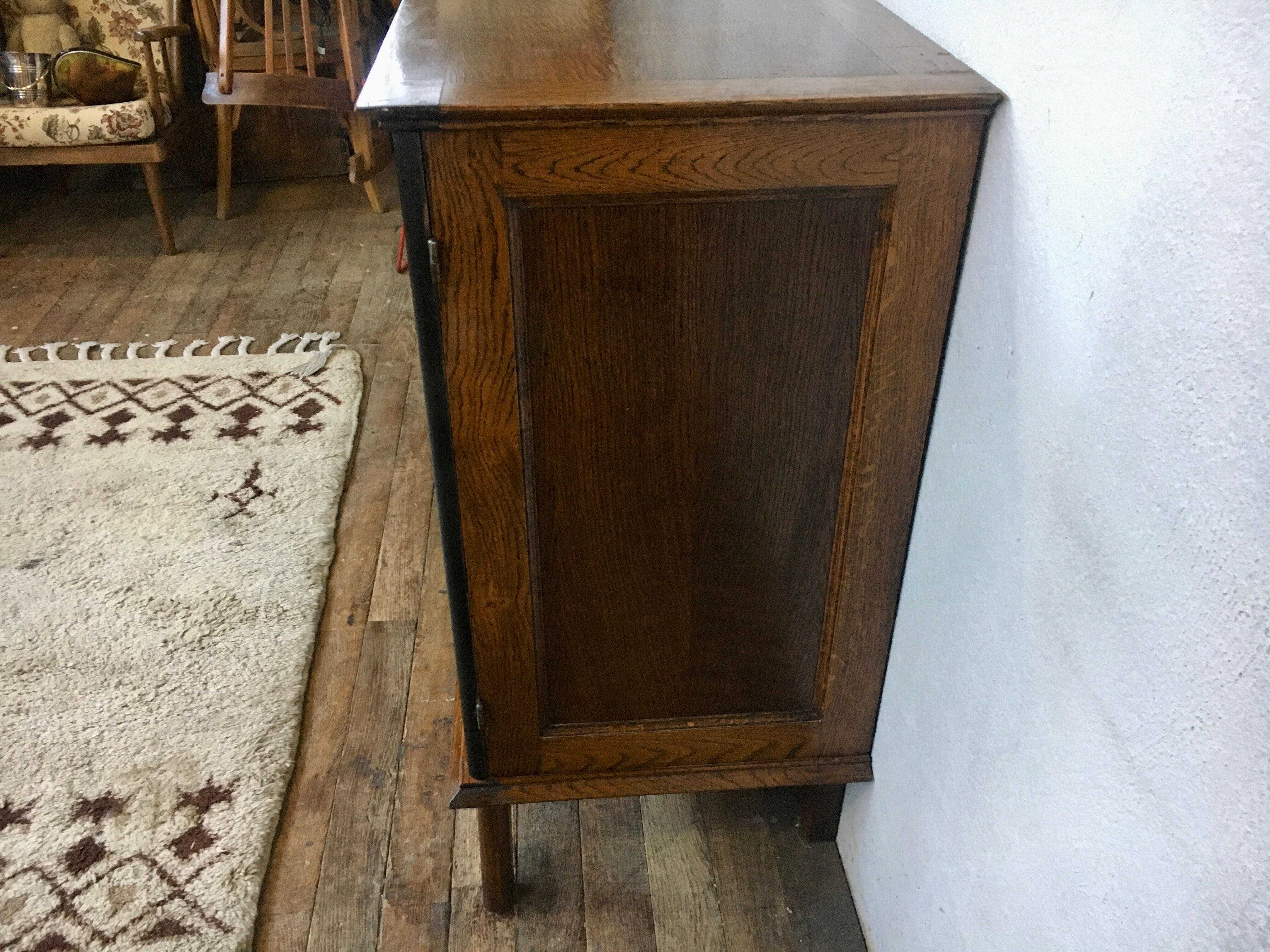 Vintage oak sideboard 1950/1960