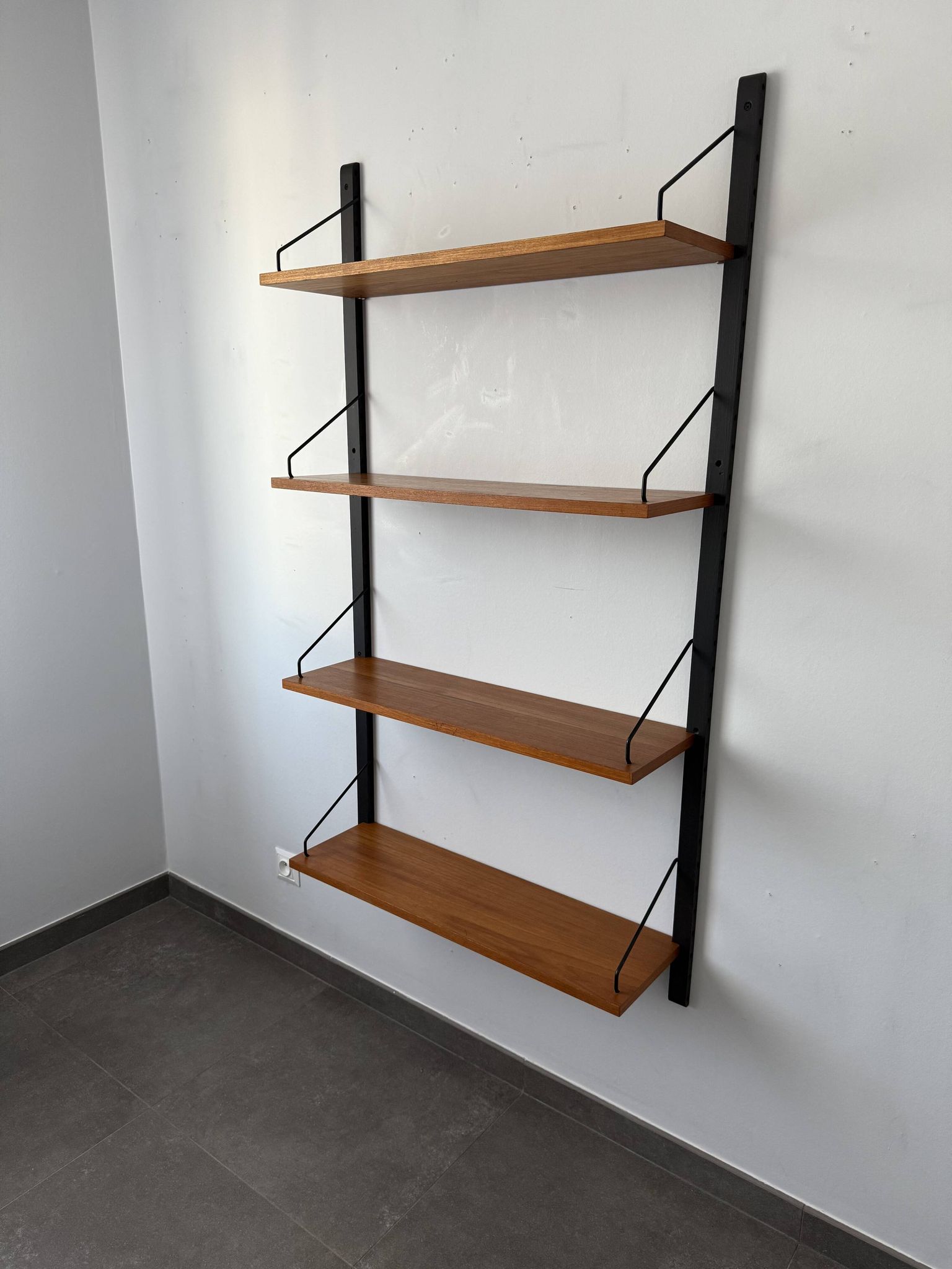 Cadovius Scandinavian wall shelves from the 60s