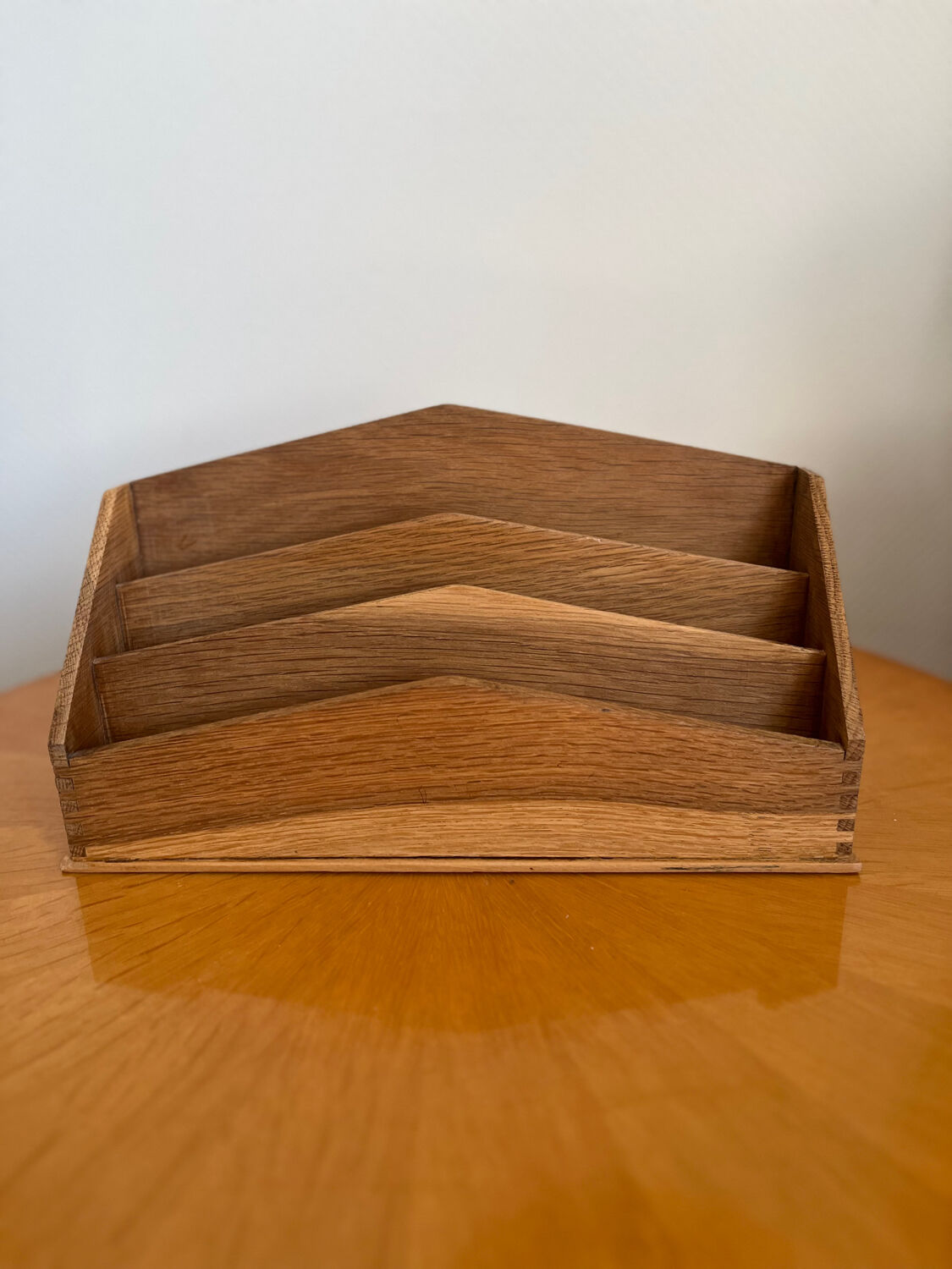 Porte-courrier en bois vintage
