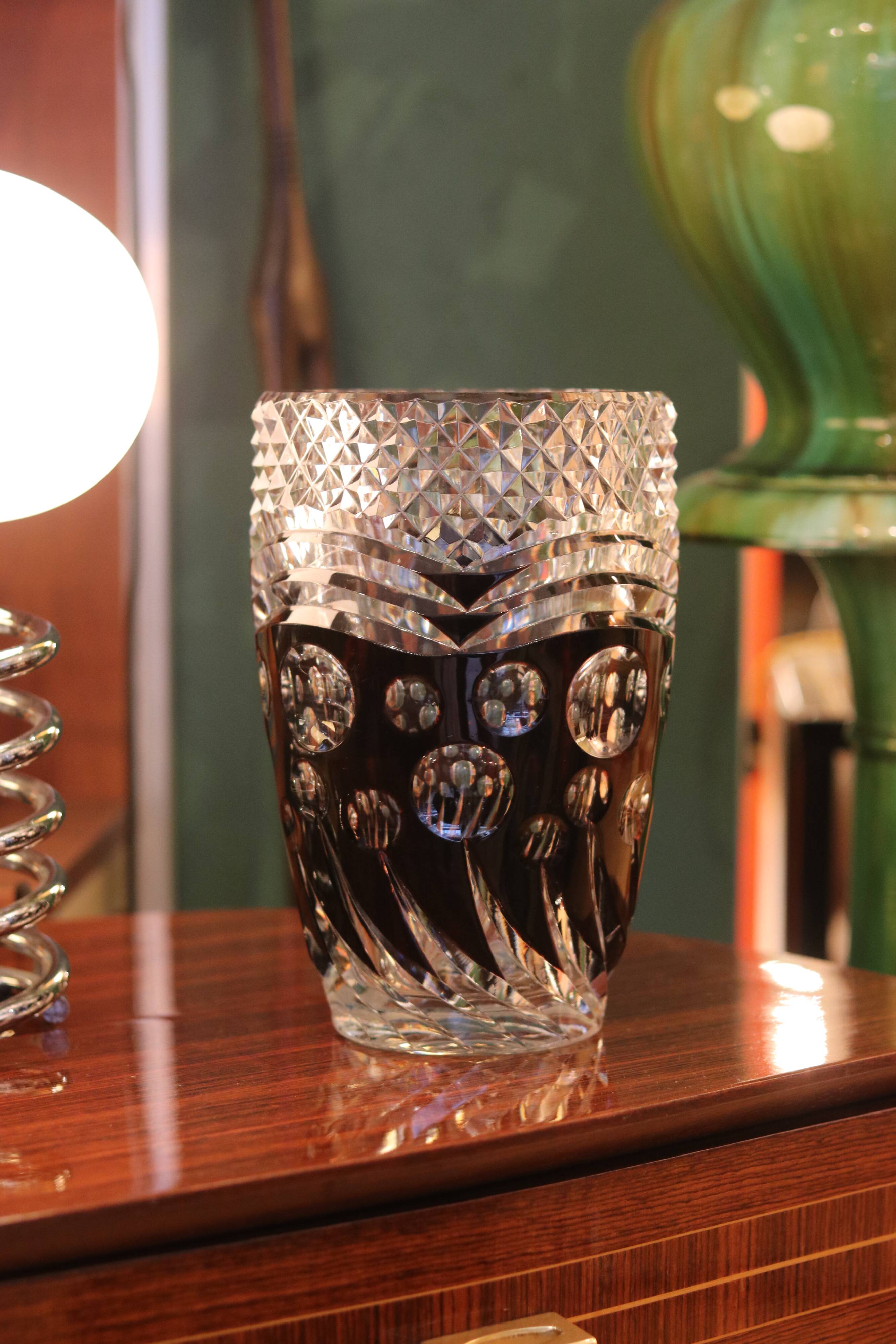 Art Deco vase in two-tone black and clear crystal, Val-Saint-Lambert, circa 19