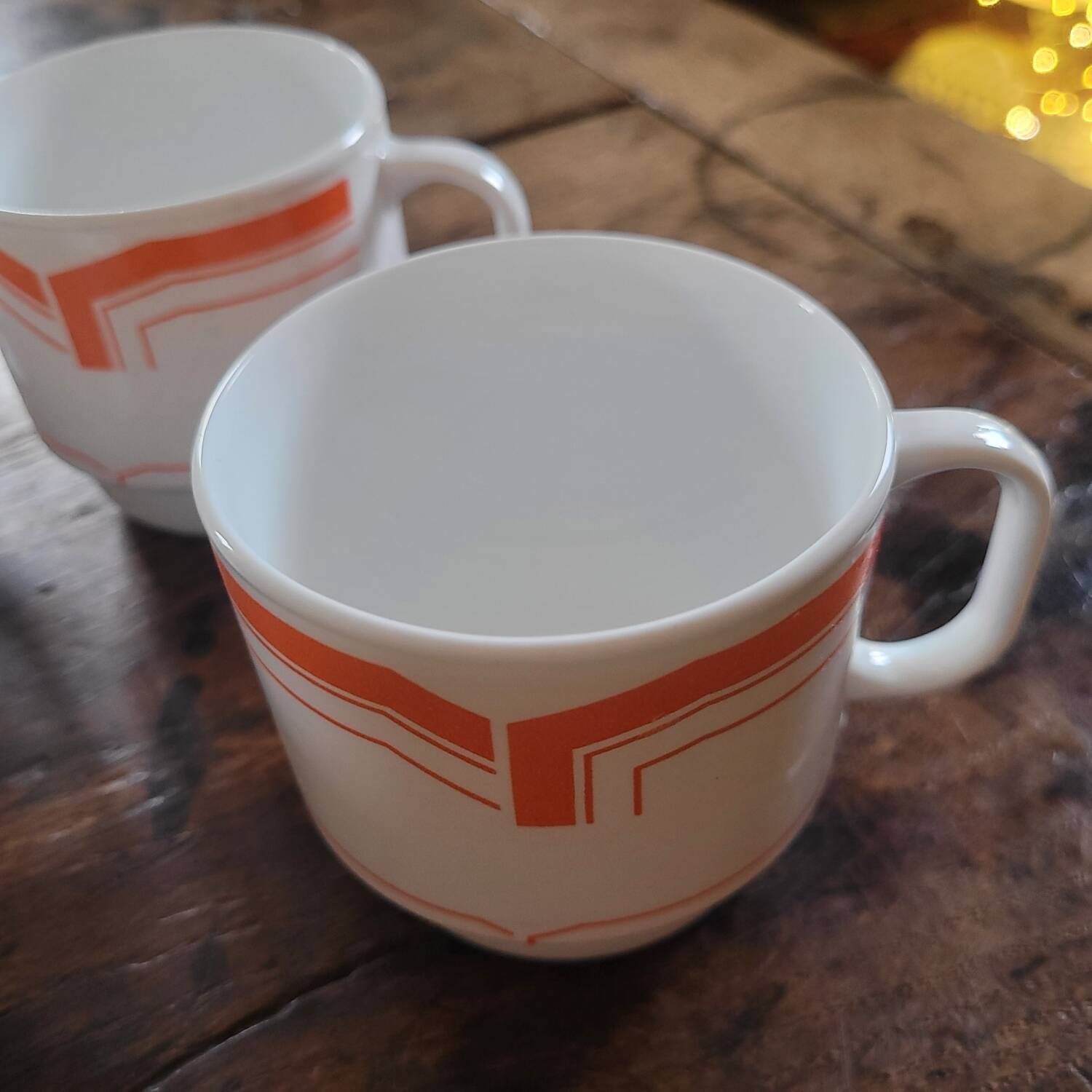 4 stackable Rivanel opaline cups Pop 70's