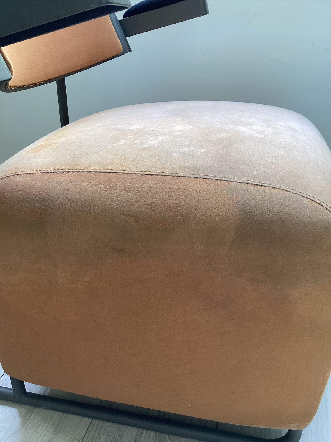 Oscar Harri Kohonen Chair