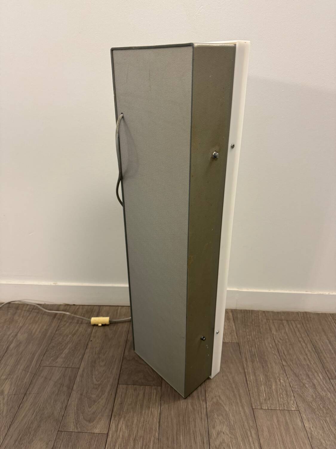 70s industrial style box lamp