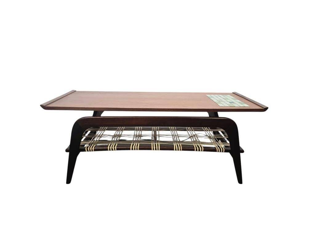 Vintage wooden coffee table 'van Teeffelen Wébé'