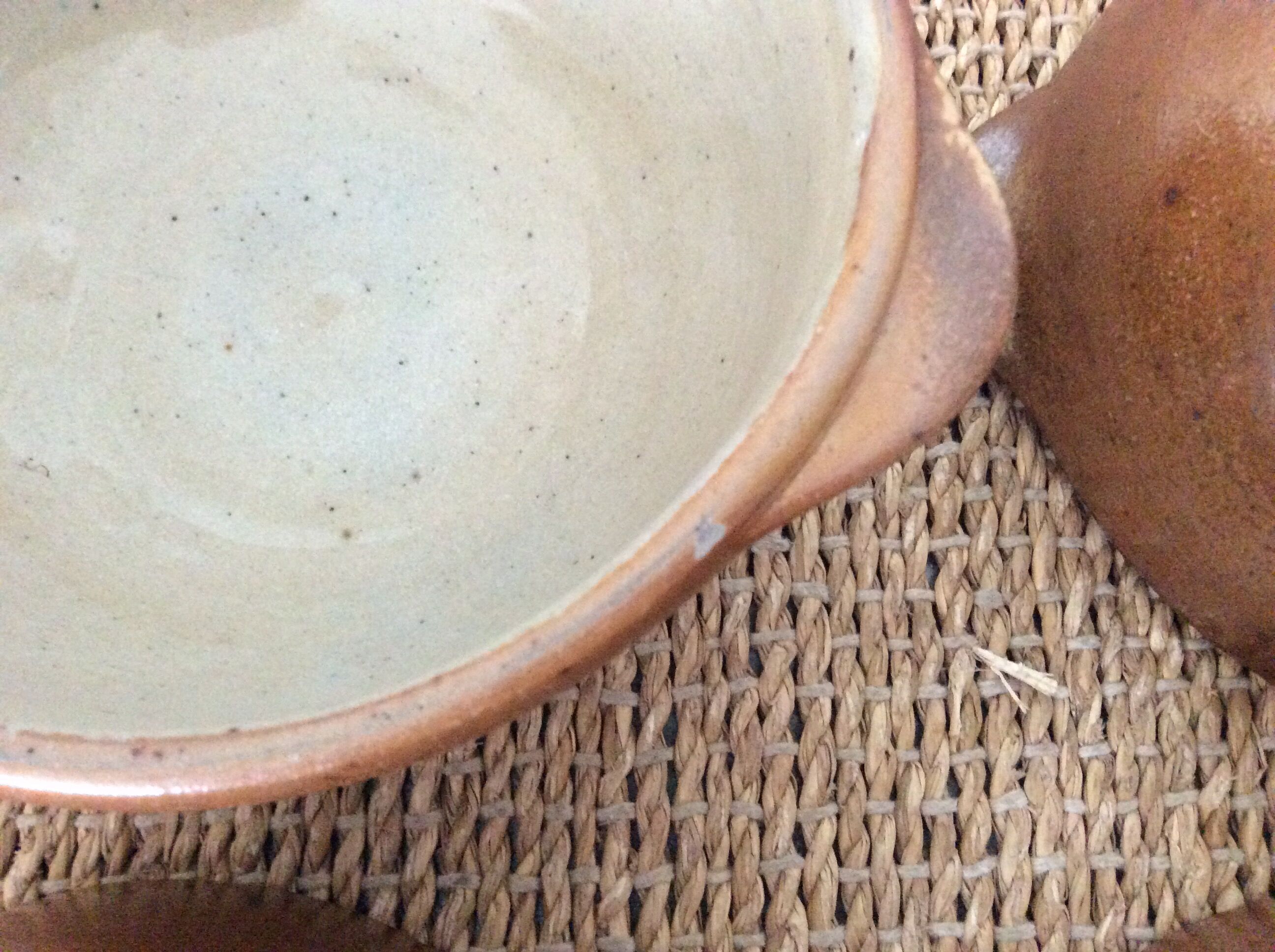 4 stoneware bowls