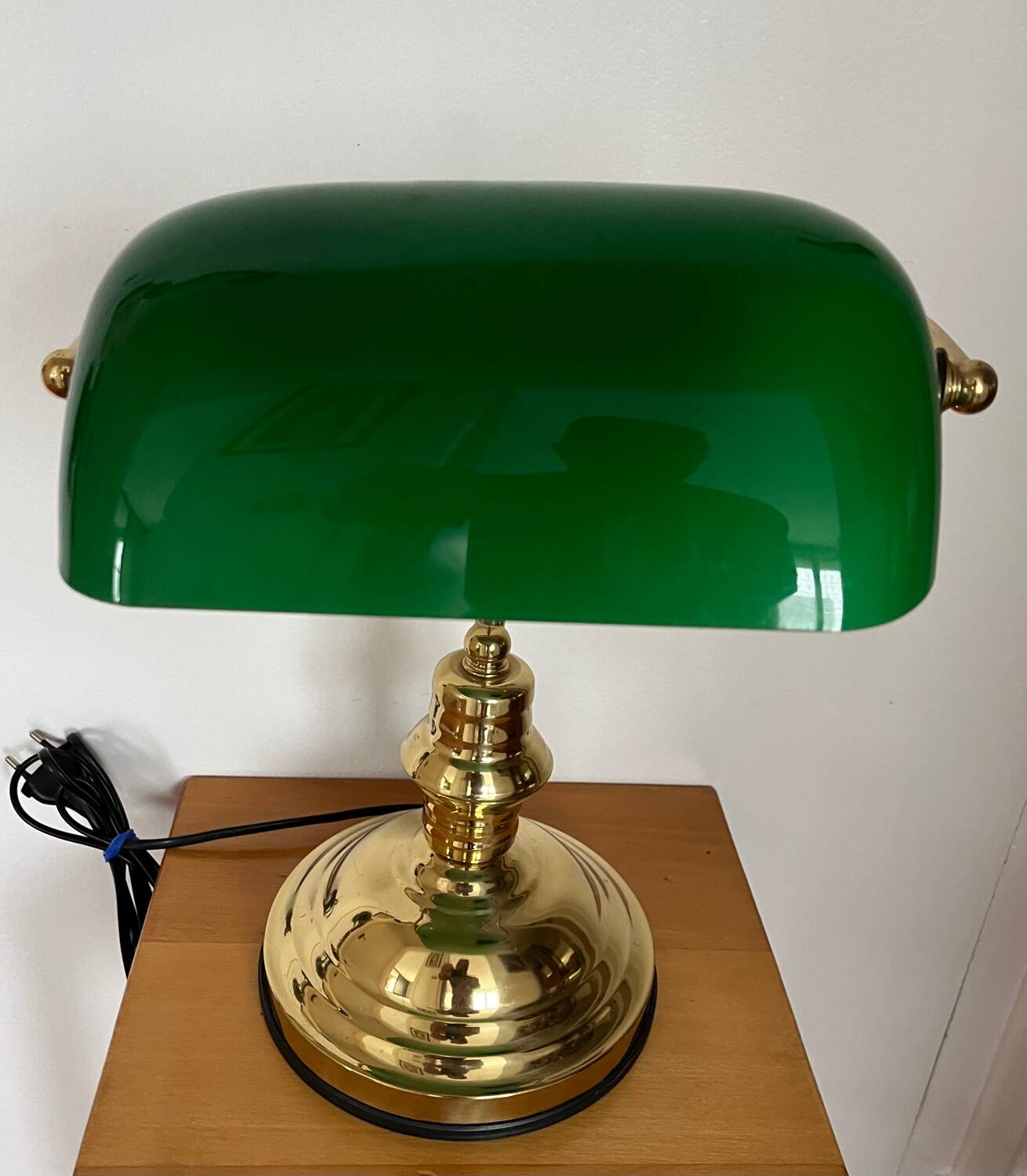 Banker's lamp
