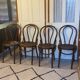 Quatre chaises bistrot