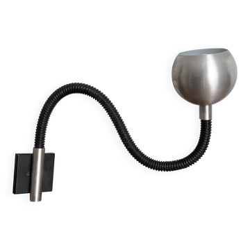 Applique Eye ball flexible par RAAK. 1970. 65x55cm.