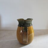Pichet en terre cuite, bicolore jaune et vert