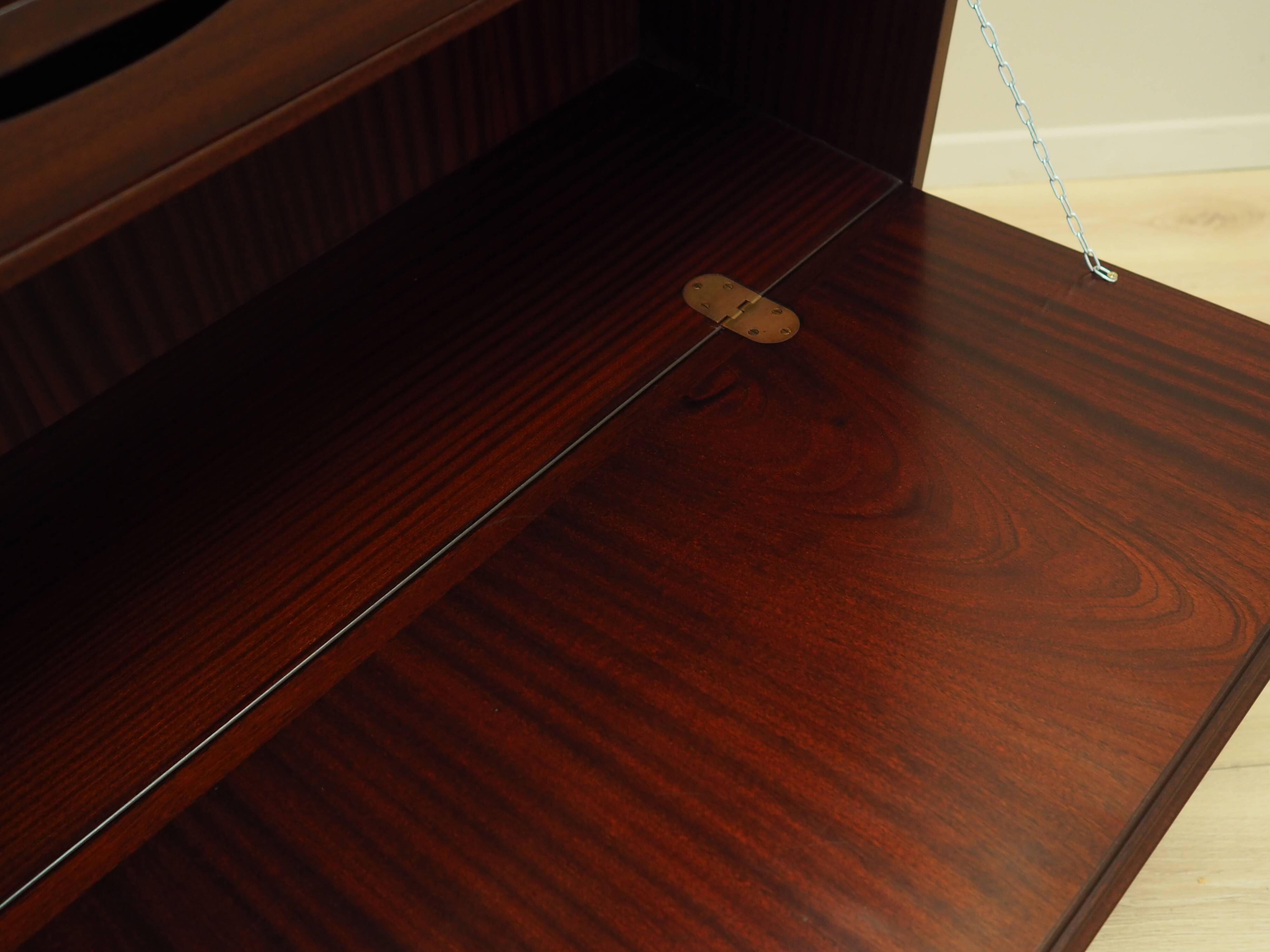 Bibliothèque en acajou, design danois, années 1970, fabriquée par Omann Jun