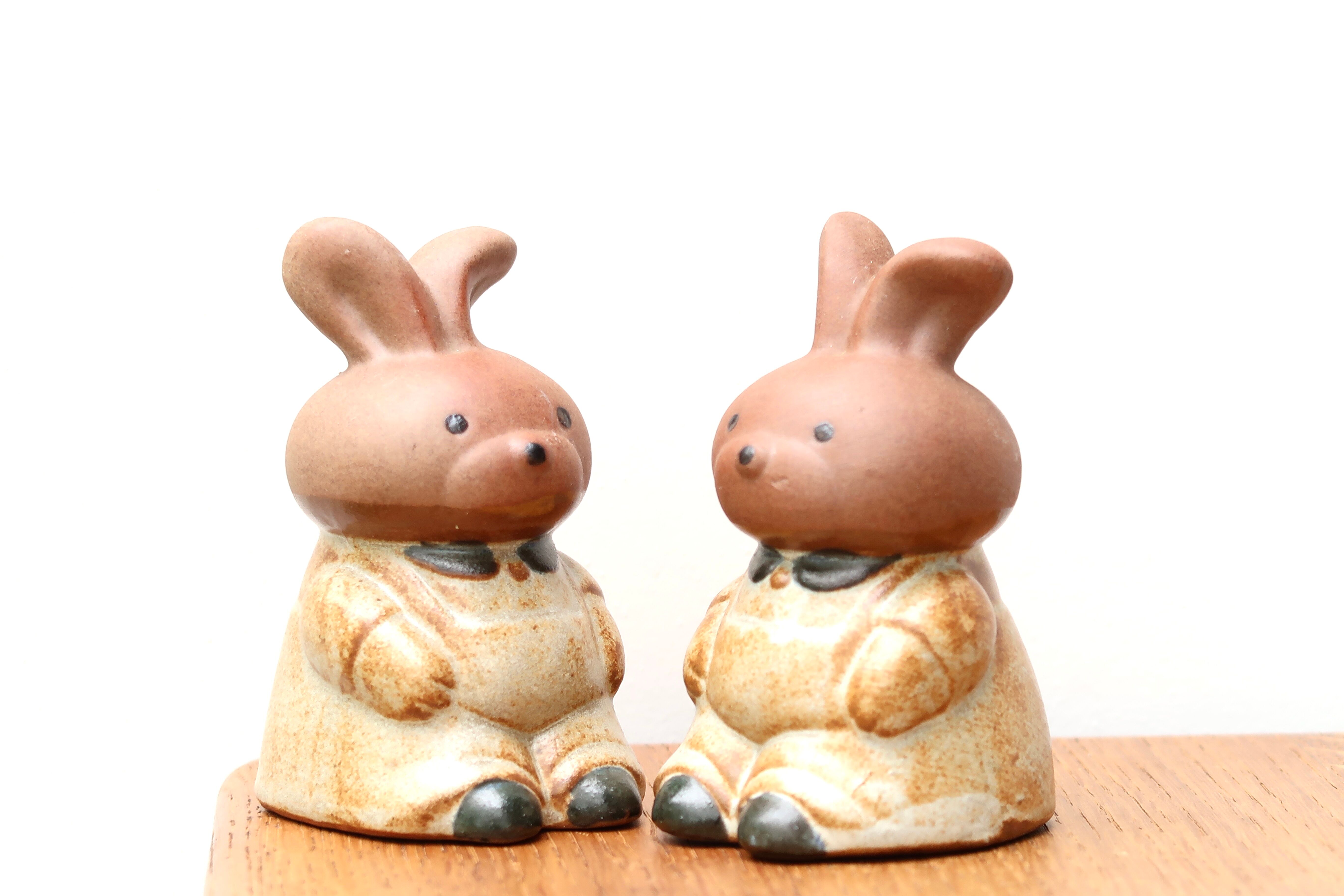 Salières lapins en céramique par ibuki, années 60