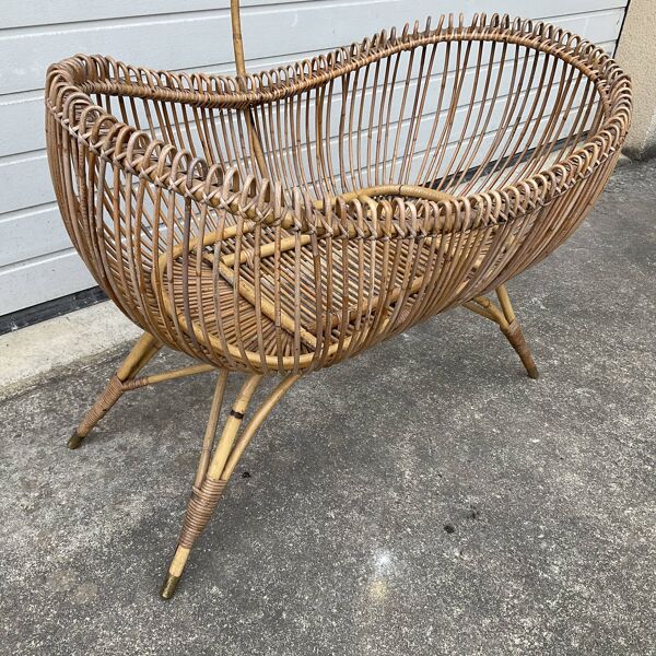 Berceau en rotin vintage