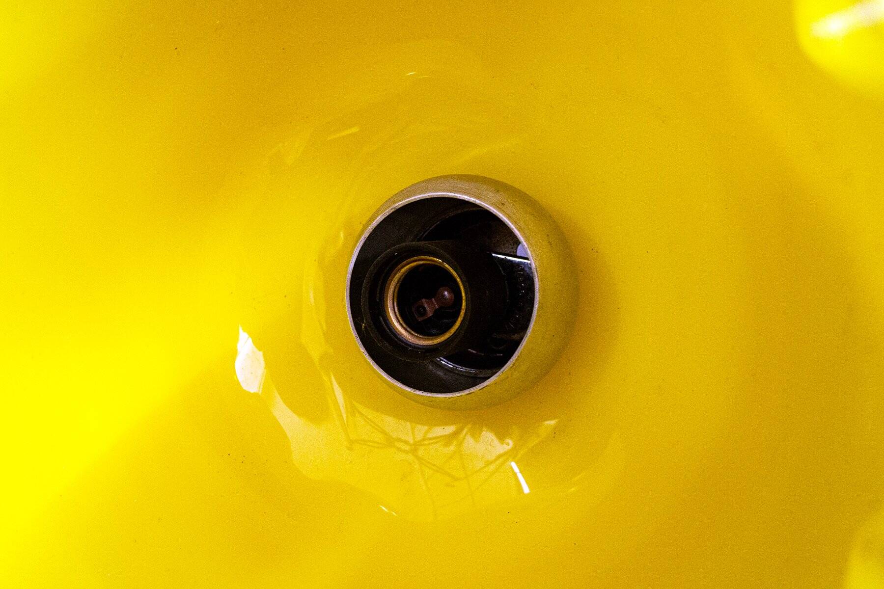Floral pendant lamp in yellow Murano glass by Leucos, 1970s.