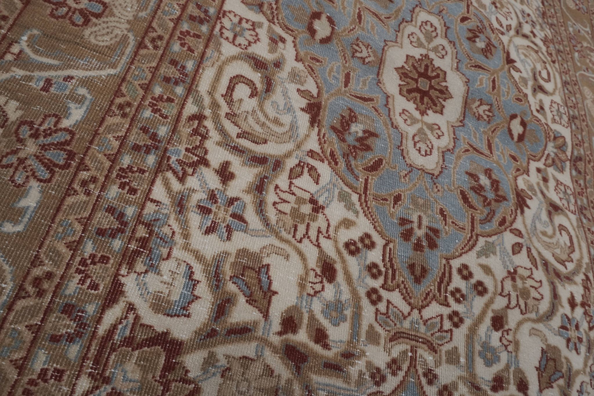 Mid-Century Modern Anatolia Faded Colors Low Pile Rug with Medallion 2'10" X 5'