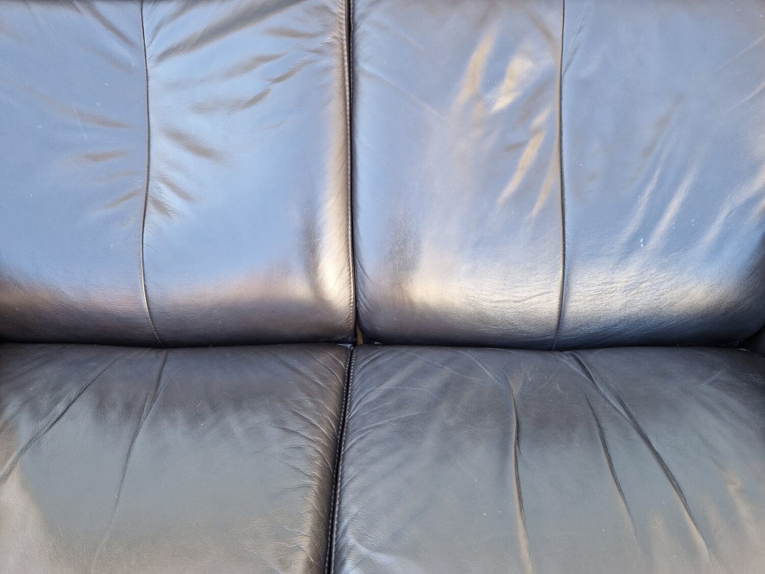 Stressless leather sofa