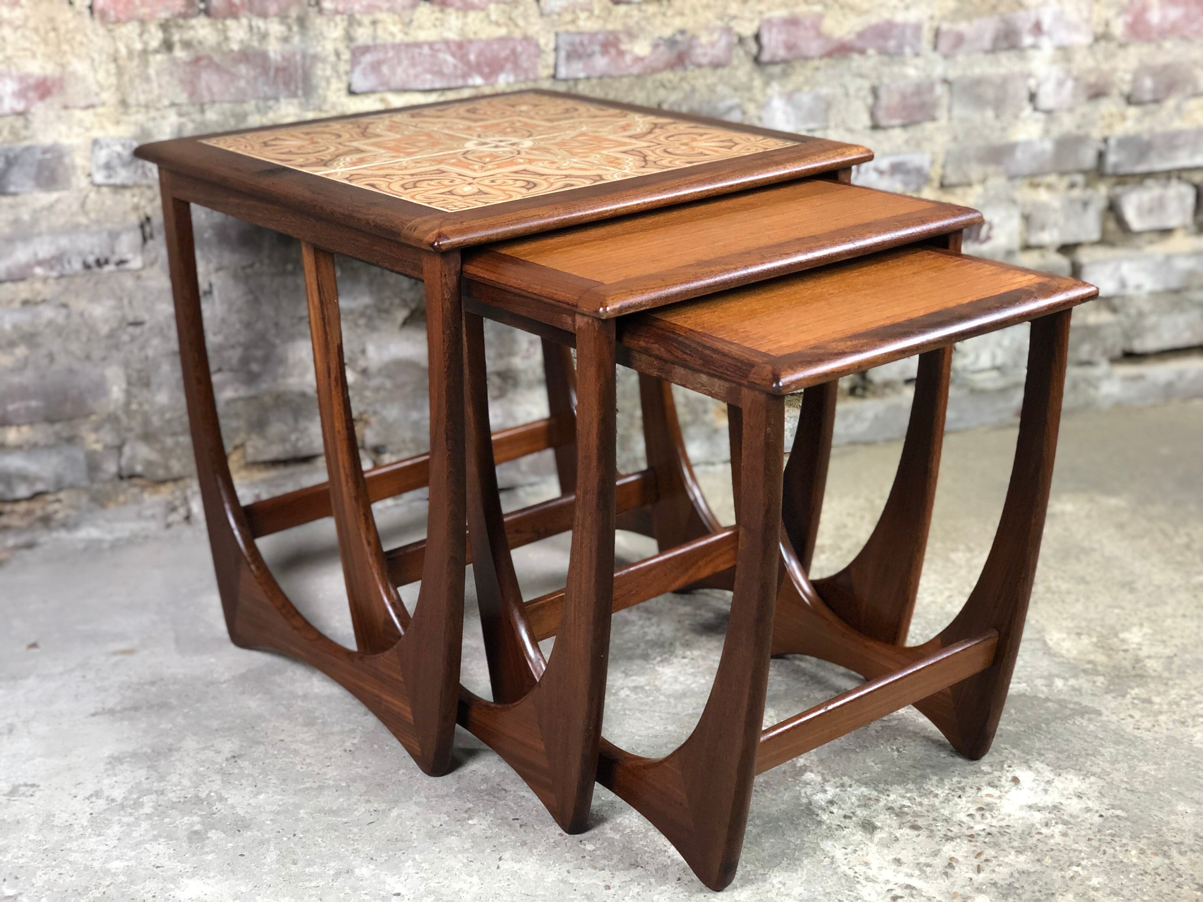 Trundle table in teak and stoneware, g-plan 1960