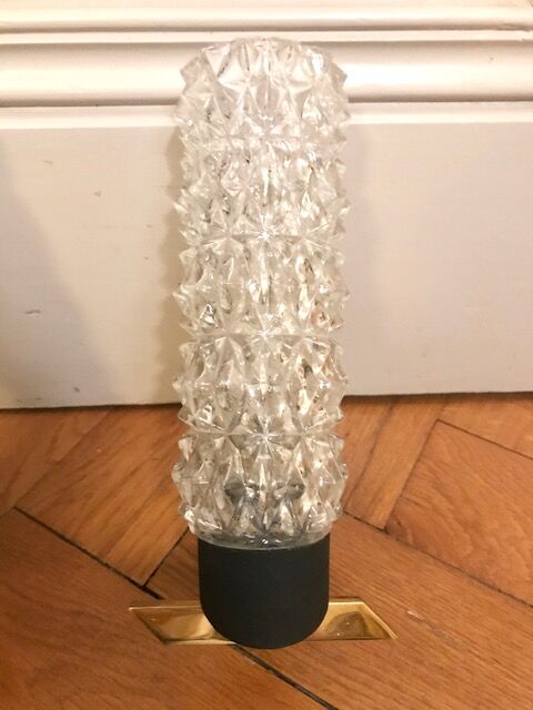 Pair of glass sonces