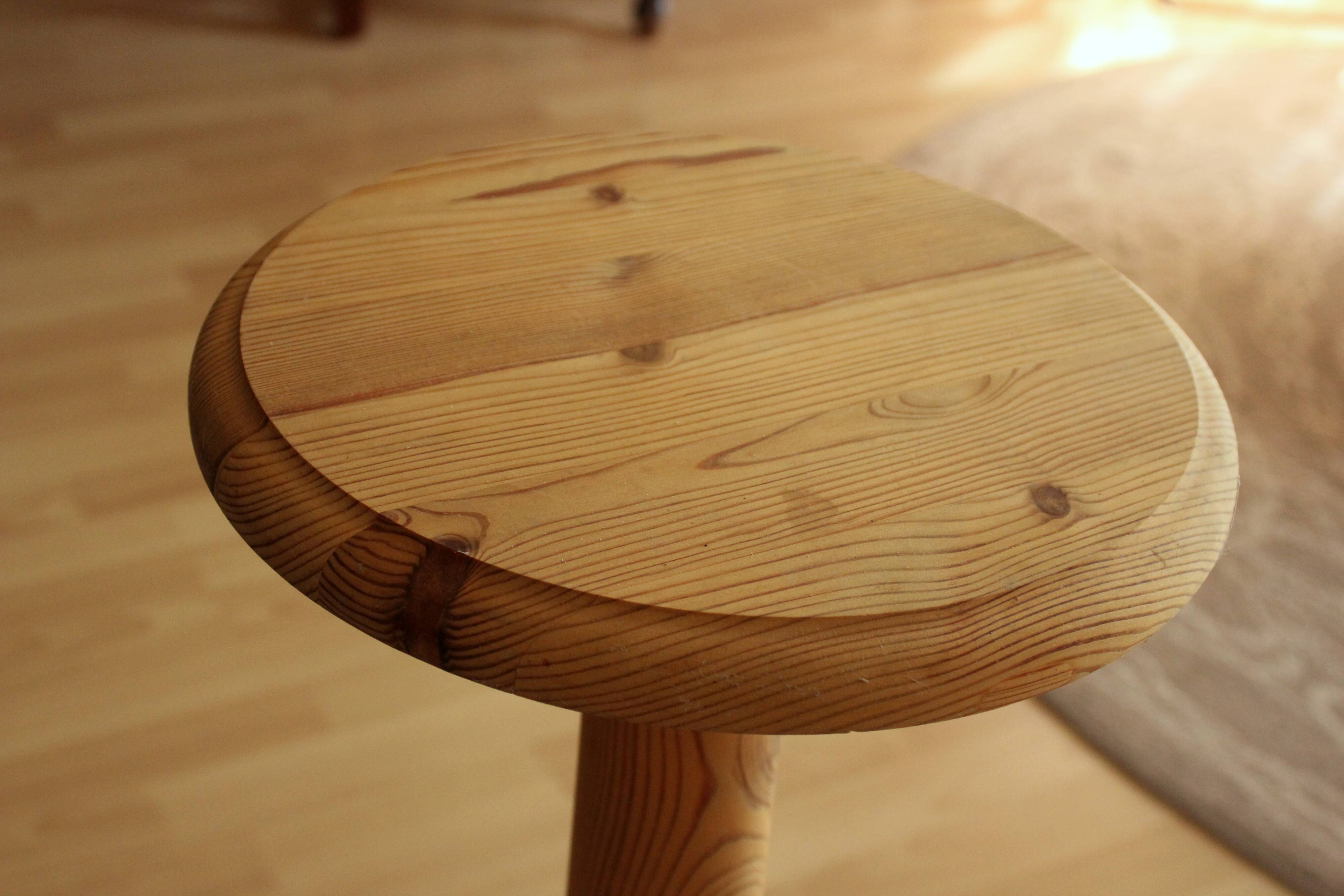 High wooden plant stand - handmade in the 80s - Vintage