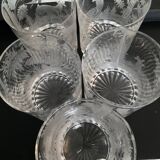 Série de 5 verres à whisky en cristal ciselé