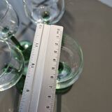 Set of 4 vintage glasses – France, 1970s – emerald green stem