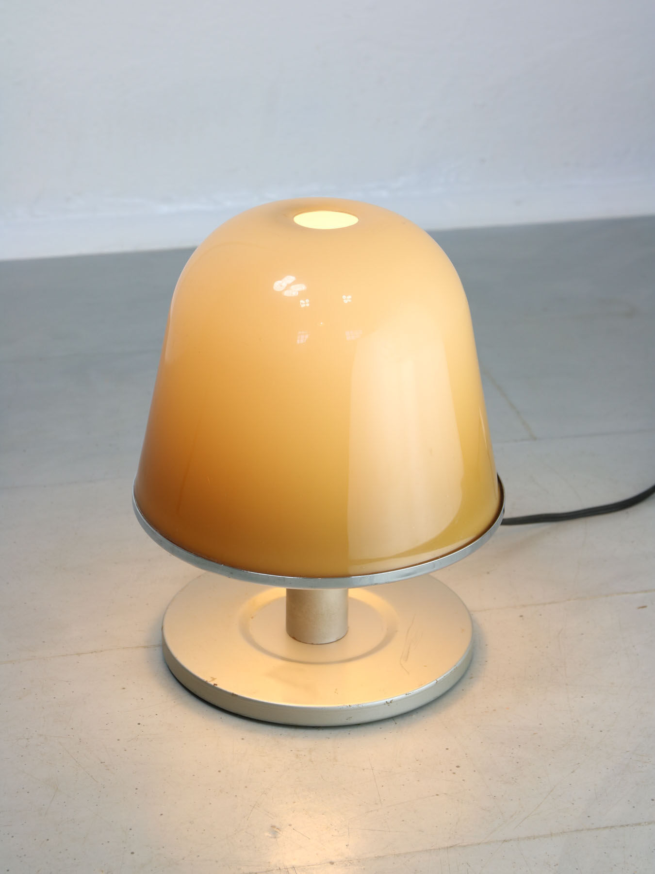 Vintaga Kuala Table Lamp by Franco Bresciani from Guzzini