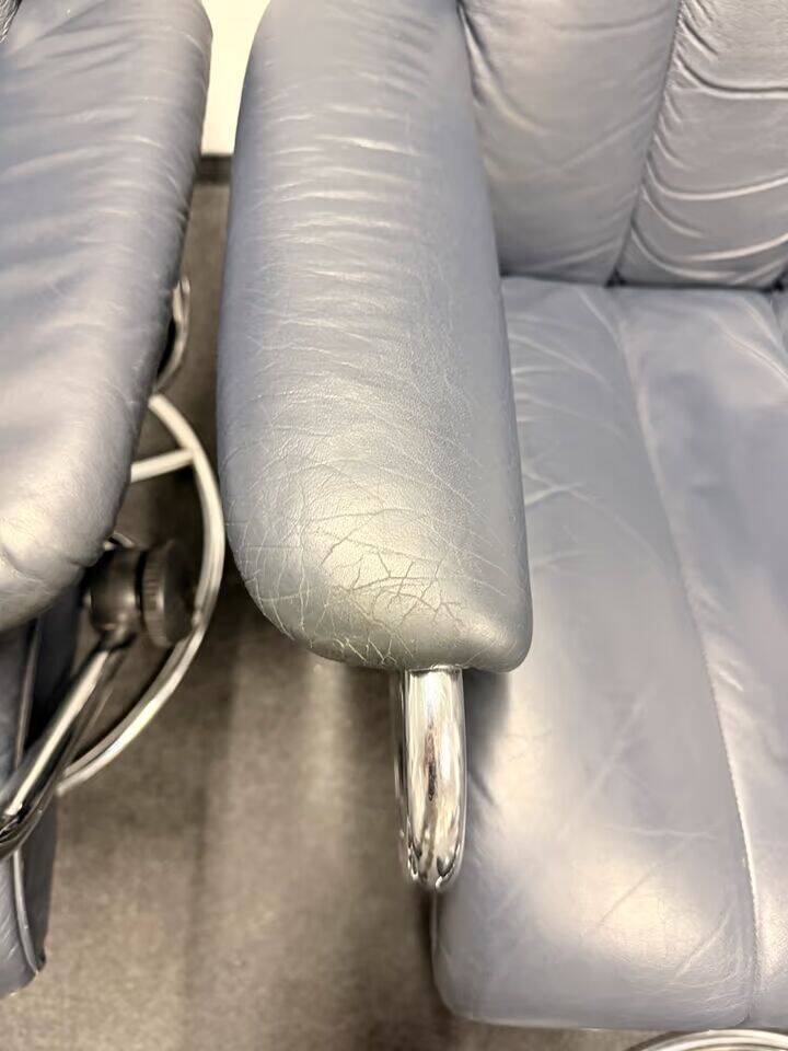 Chaise Stressless Ekornes avec pouf - Cadre chromé (années 1970) (prix pour une)