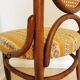 Chaise vintage Thonet en bois courbé : tissu rétro, dossier en canne, yougoslave des années 1970