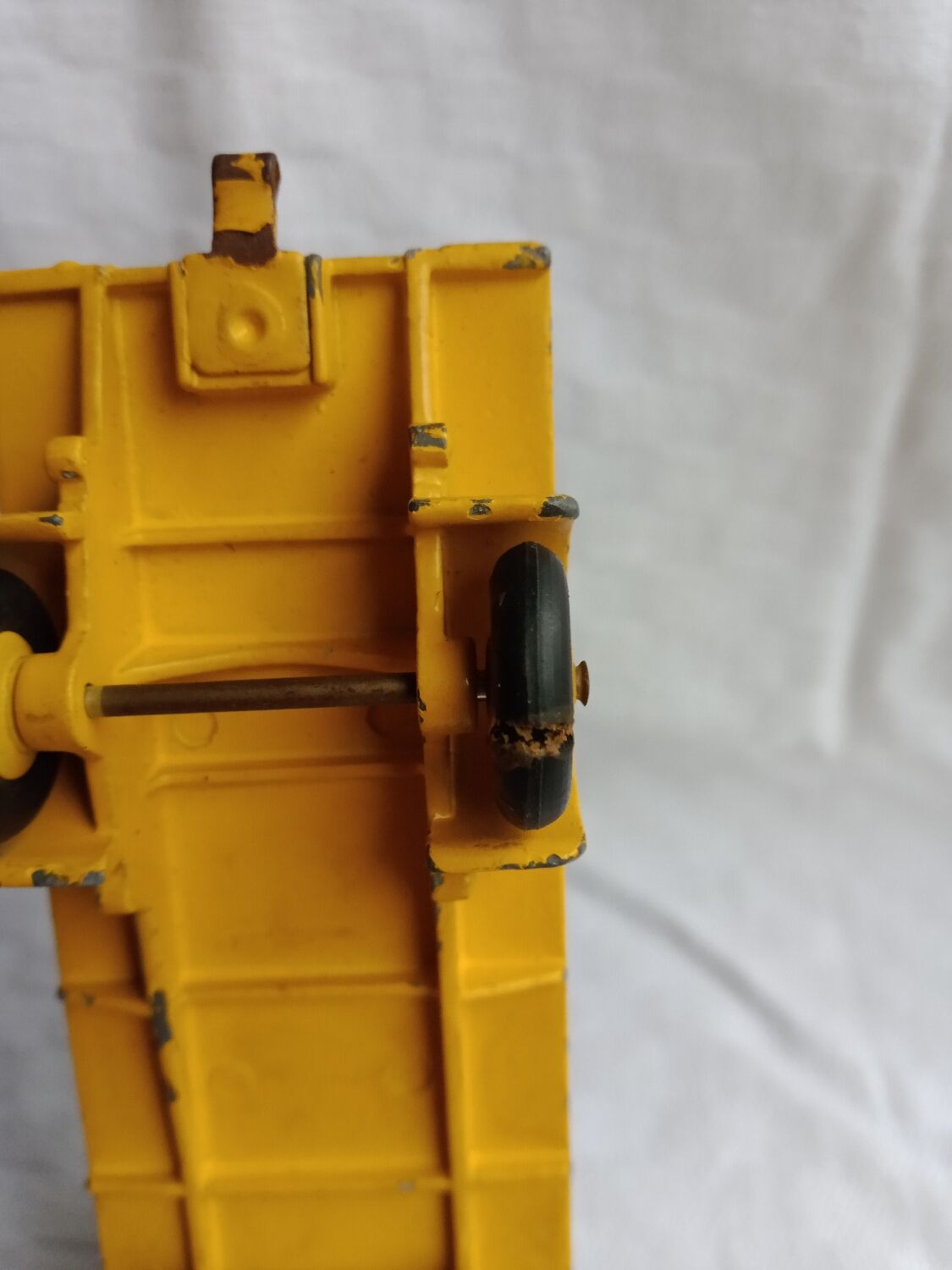 Tarpaulin trailer Dinky toys France