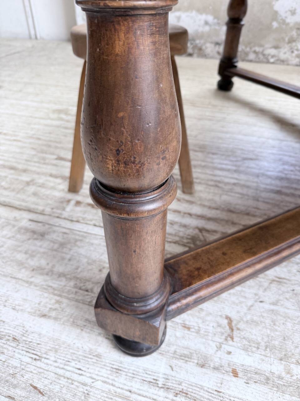 Oak table in Louis XIV style 1900