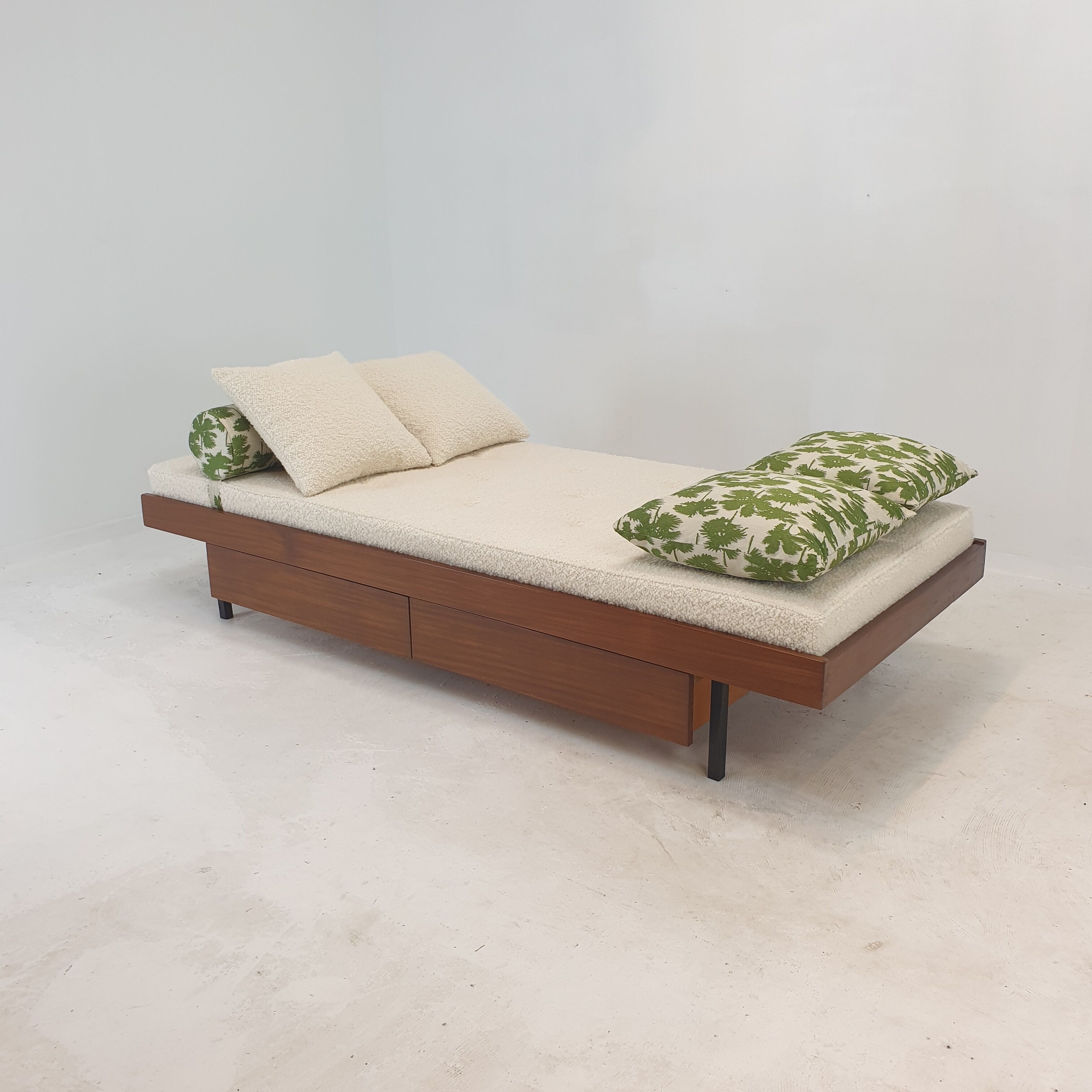 Daybed, 1960s