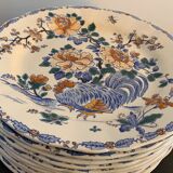 11 flat plates Rooster with Peonies, Gien earthenware