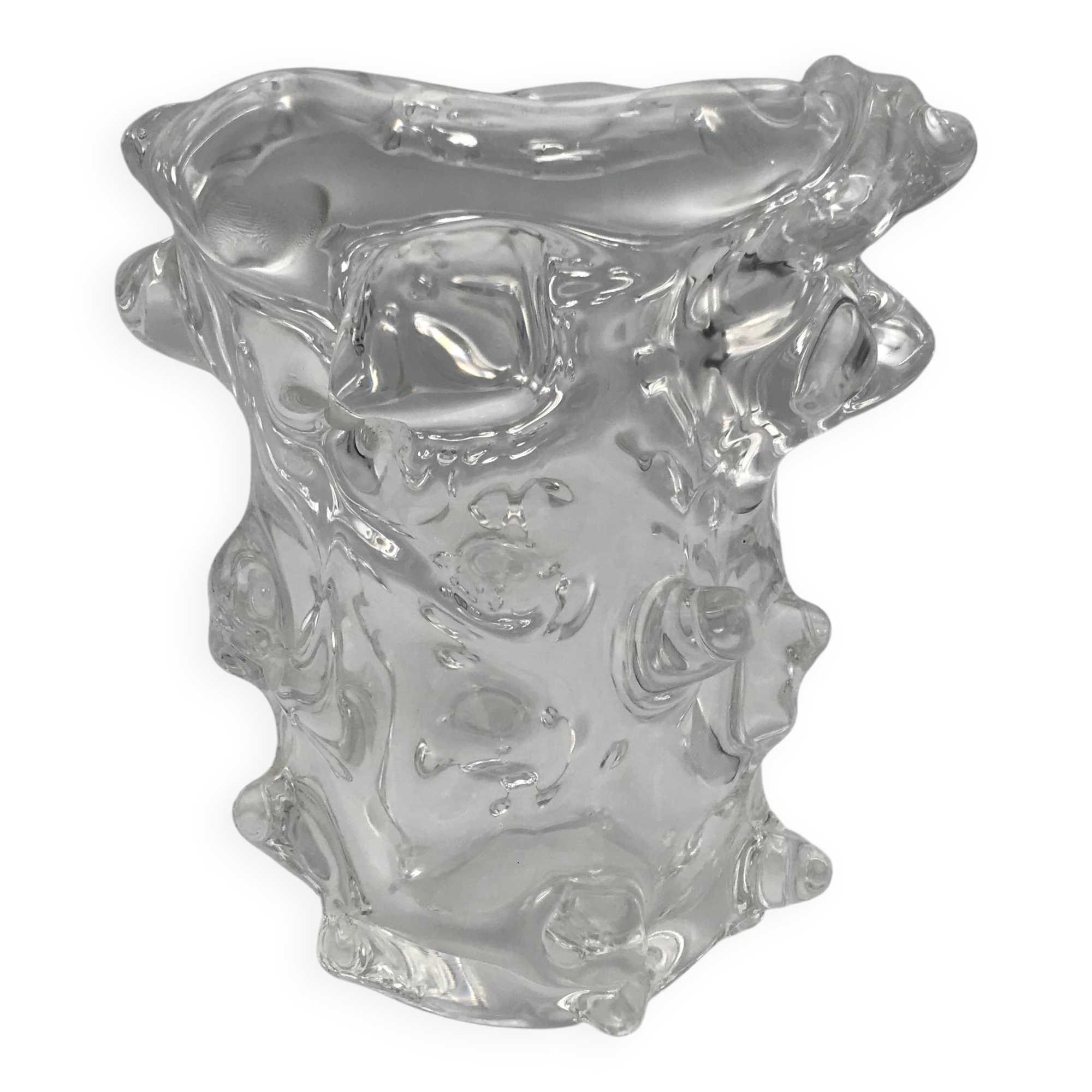 Vase en cristal à décor de picots en relief 1,8 kg