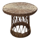 Vintage 1960s coffee table in woven wicker.