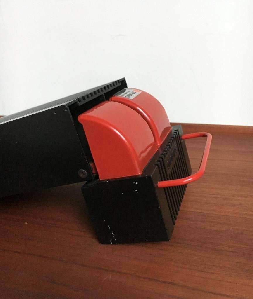 Vintage Italian wall lamp model Zagar by Silvio Carpani for Stilnovo, 1970s.