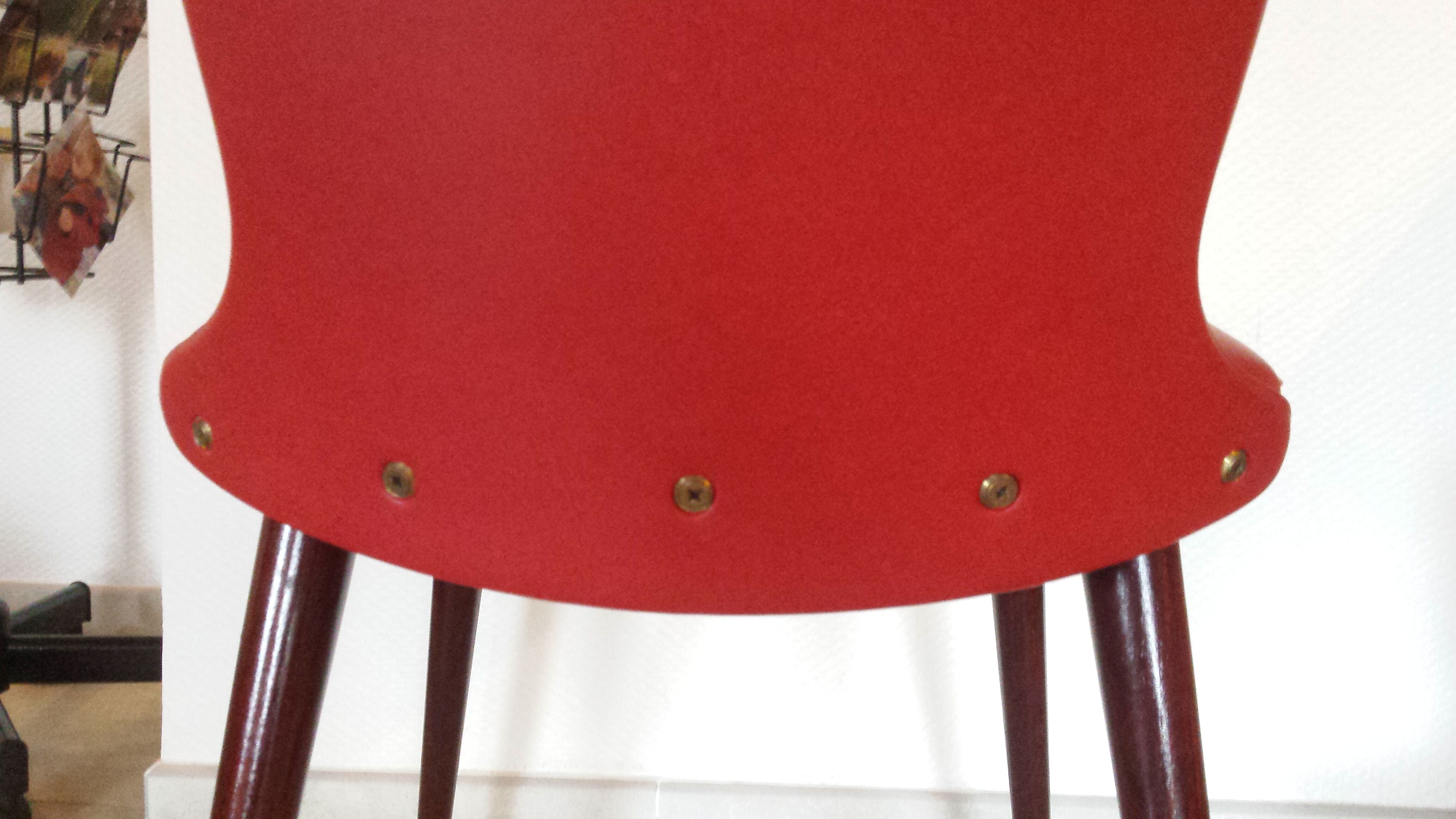 Red chair, spindle legs