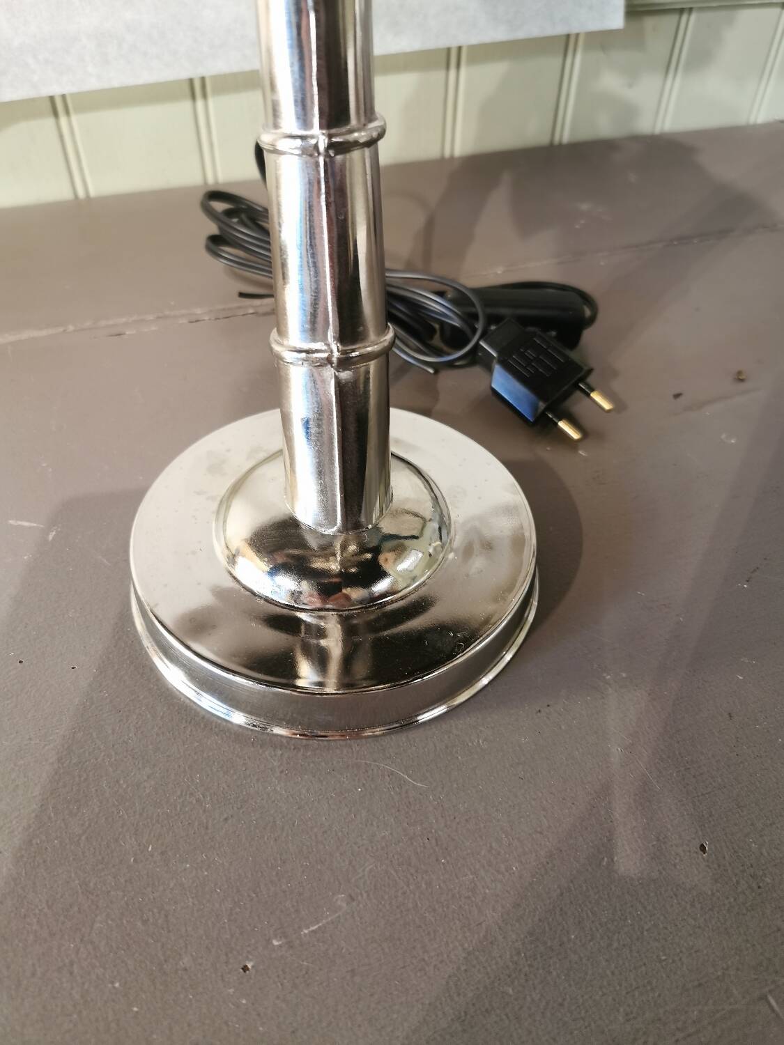 Nickel silver palm lamp