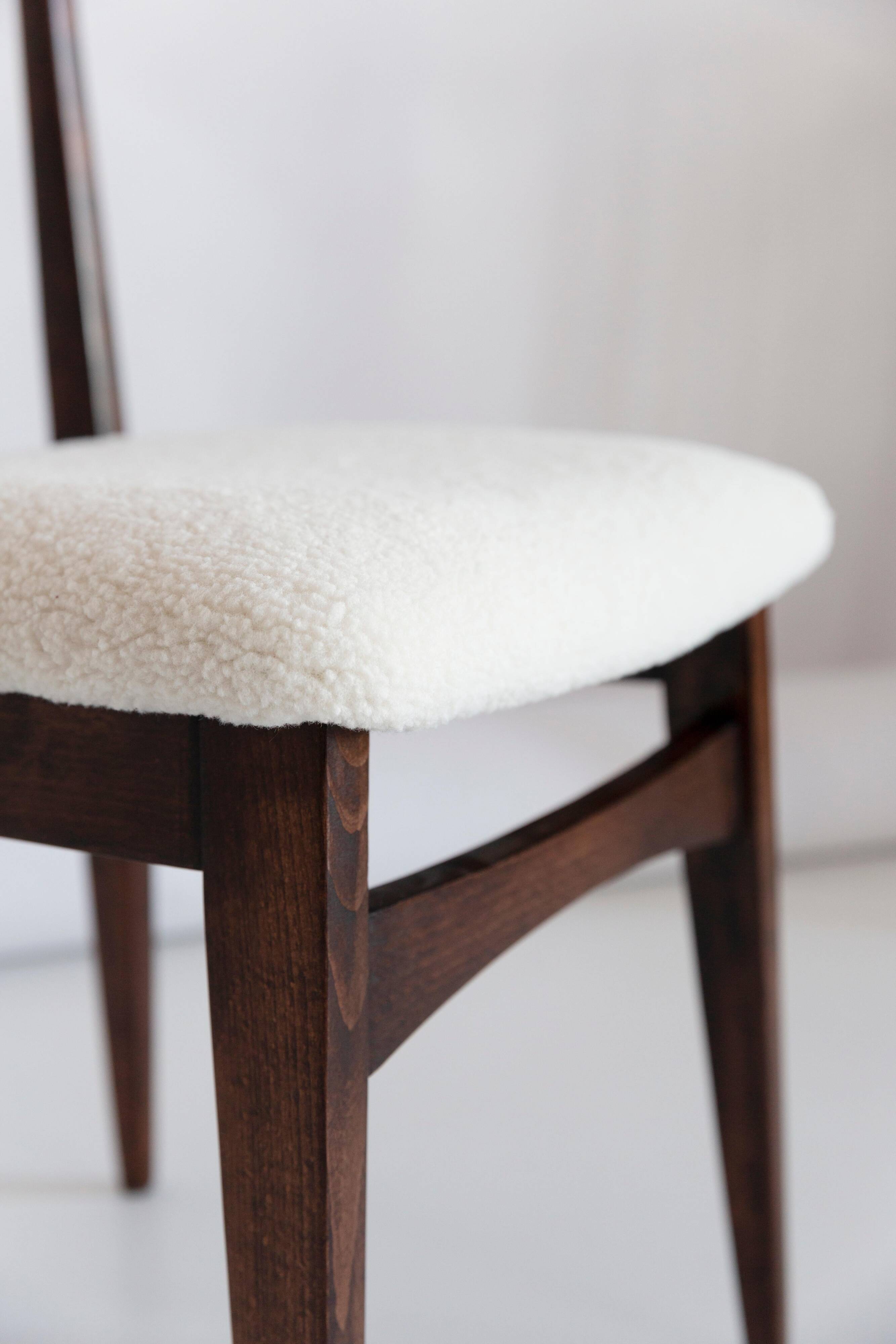 Beech chair with light boucle fabric, design by M. Zielinski, Europe, 1960s